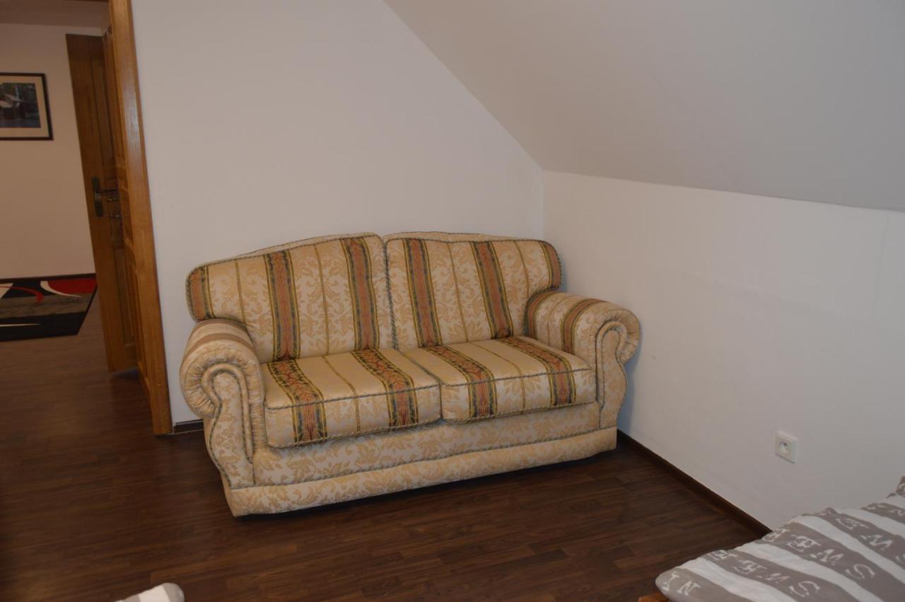 Bohemica Apartman 4 Kourim Bagian luar foto