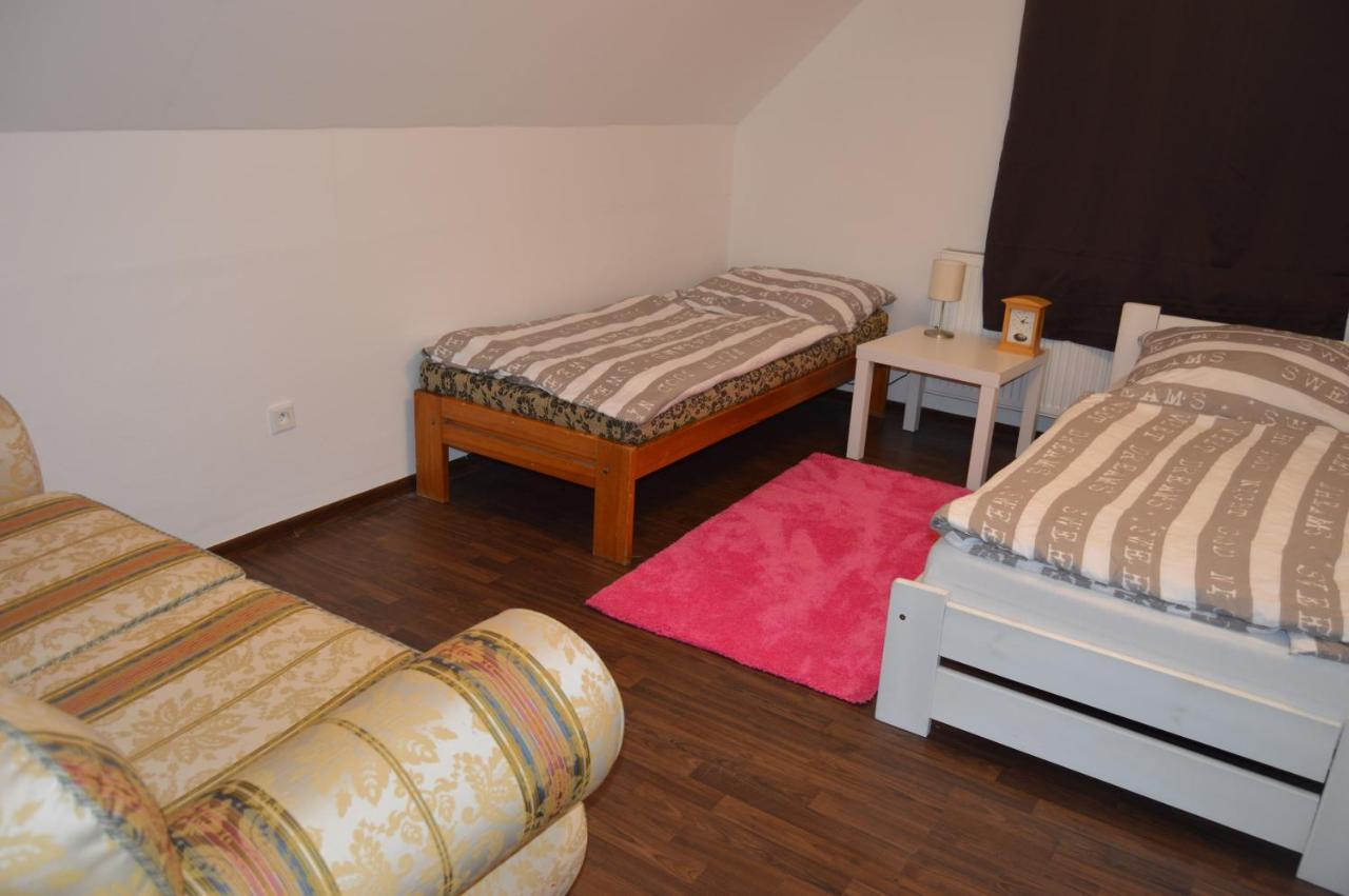 Bohemica Apartman 4 Kourim Bagian luar foto