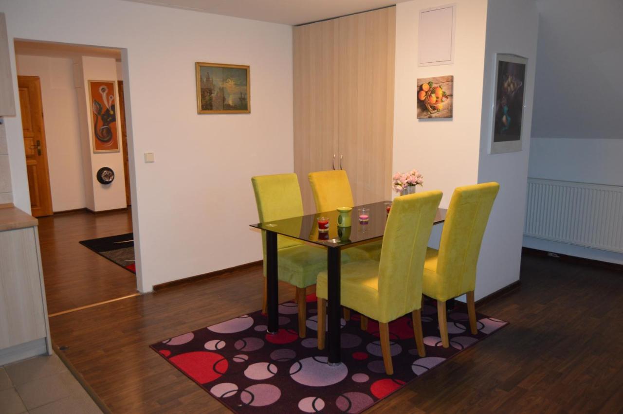 Bohemica Apartman 4 Kourim Bagian luar foto